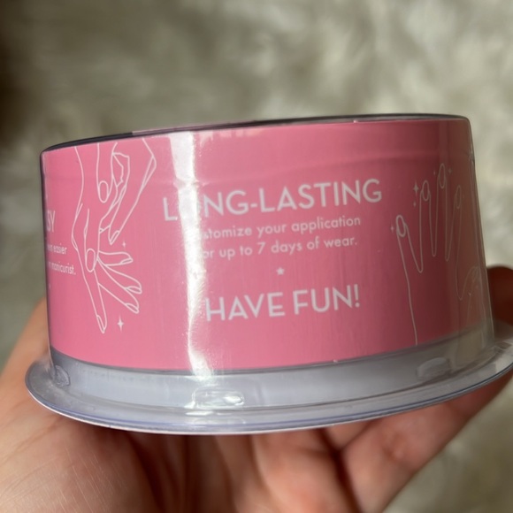 Olive and June the instant Mani press on nails 💅🏻 - Picture 4 of 5